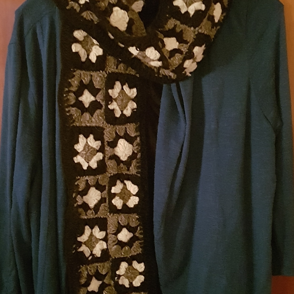 100% Wool Winter Scarf - Picture 2 of 5